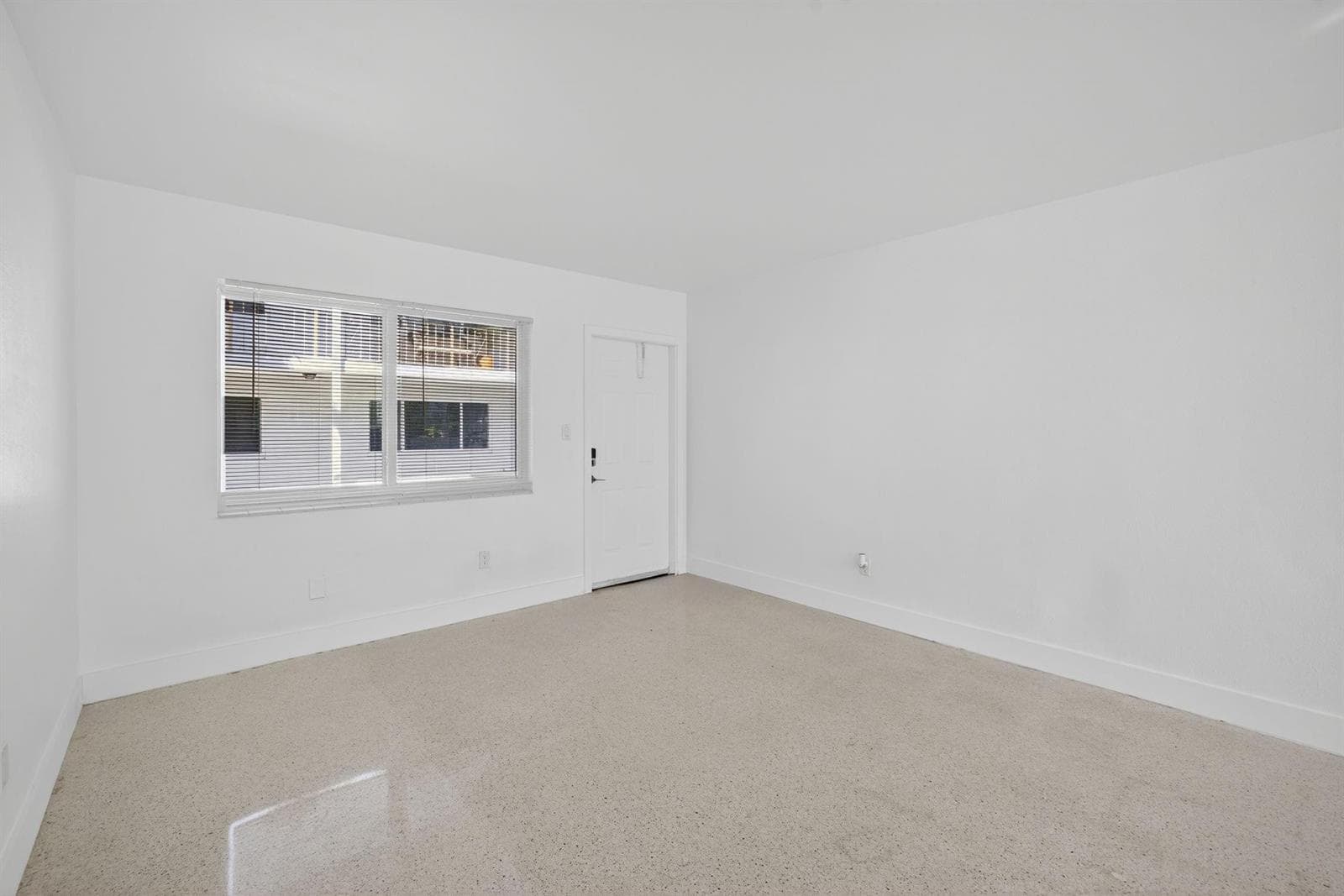 1821 Middle River Drive 1 photo 7