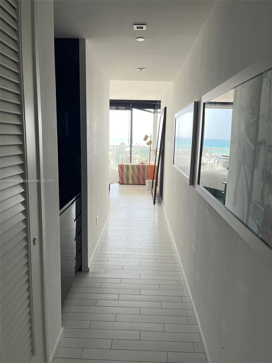 2201 Collins Ave 626 photo 9
