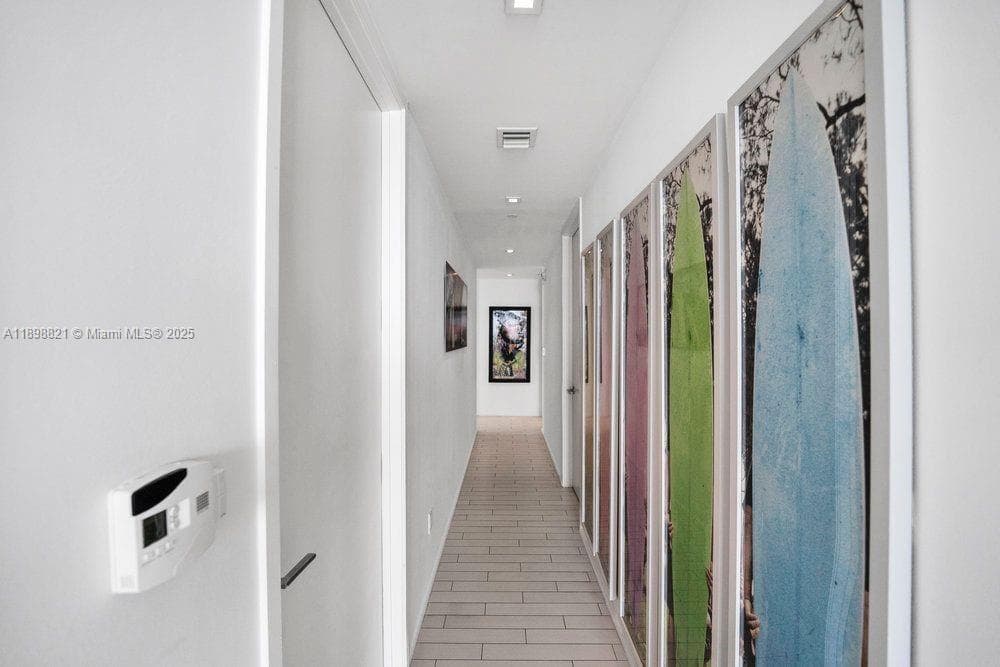 2201 Collins Ave 628 photo 7