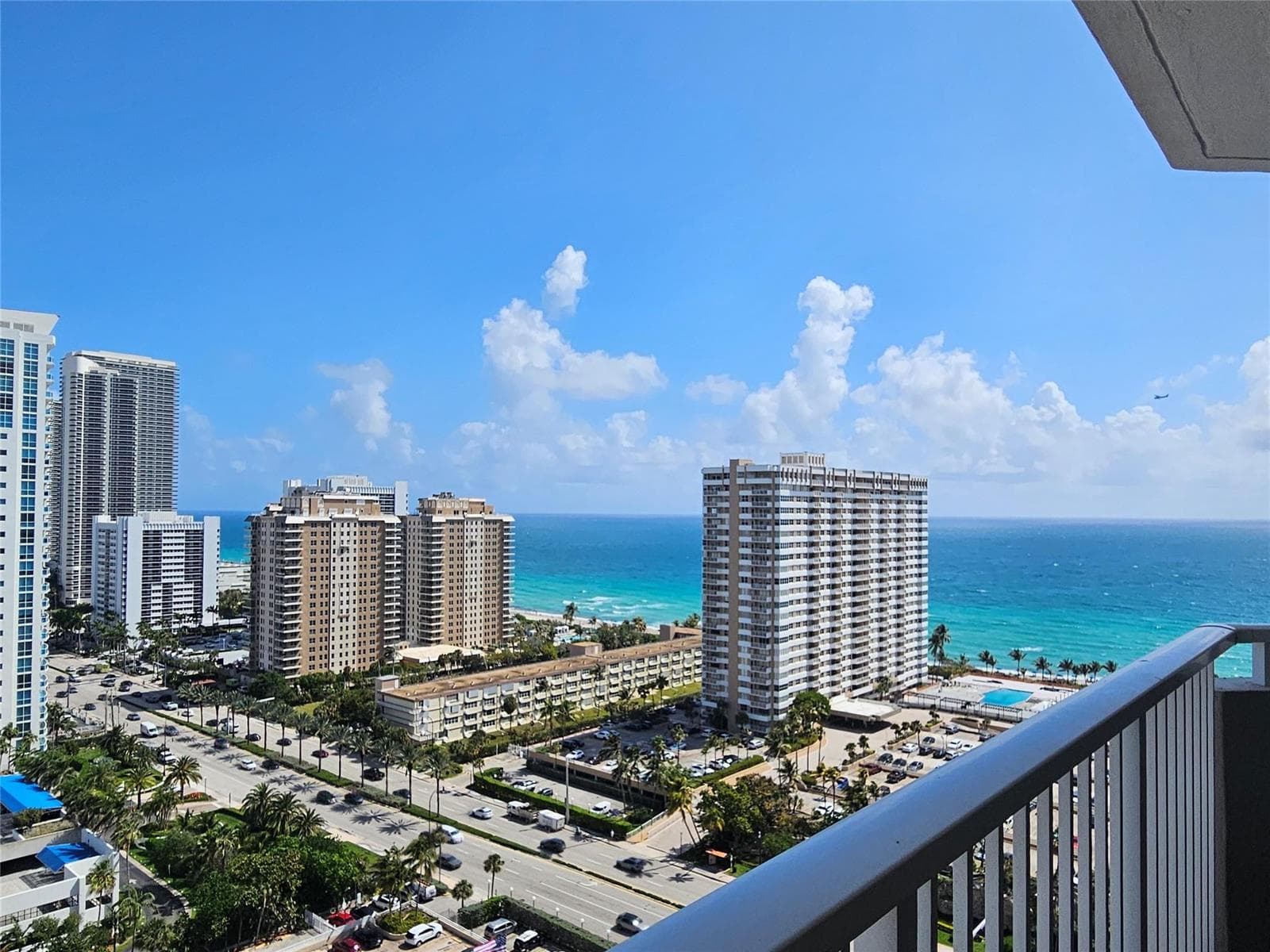 1985 S Ocean Drive 20d photo 2