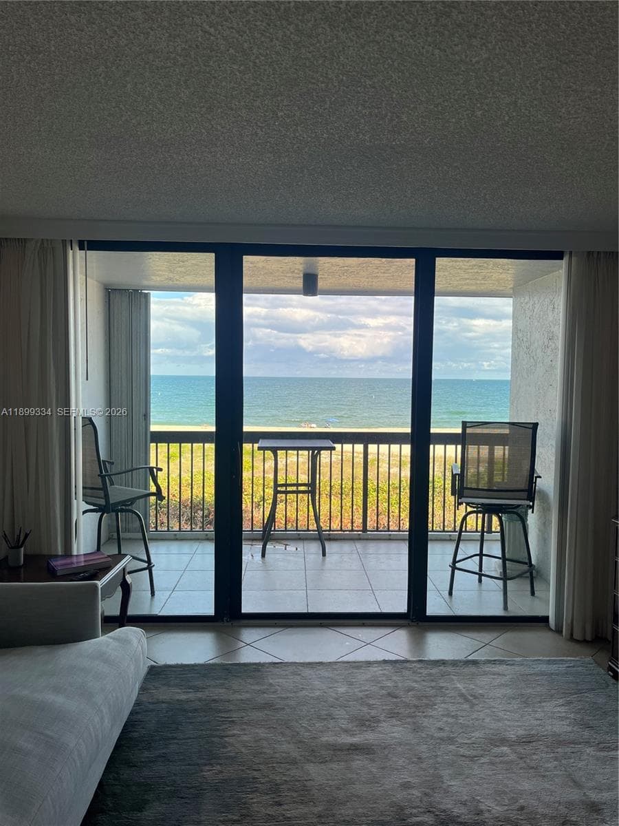 510 N Ocean Blvd 211 photo 2