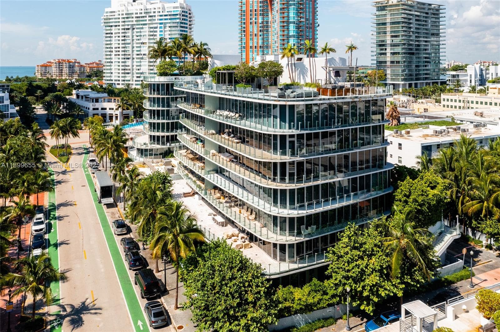 1 Collins Ave 207 photo 4