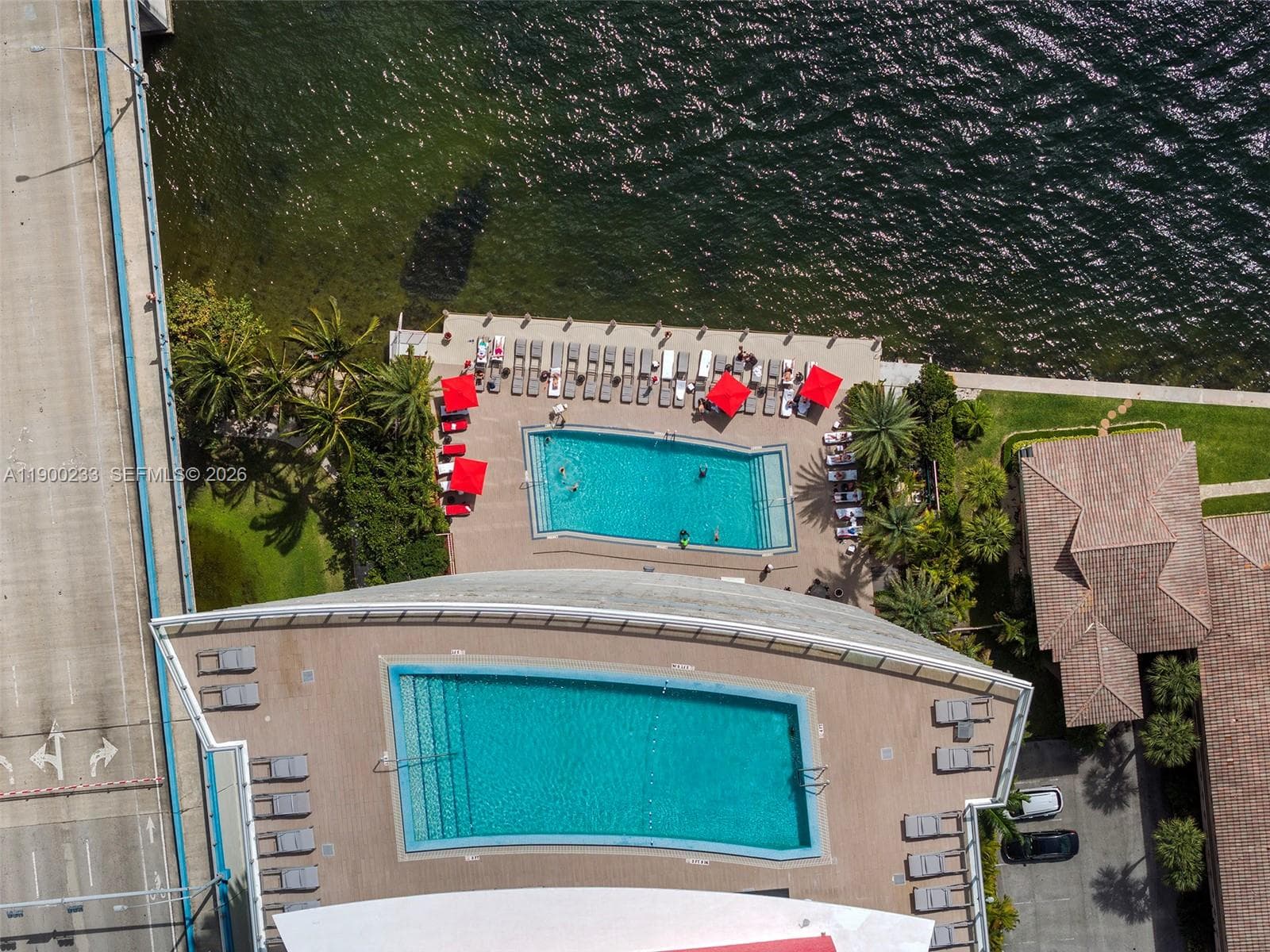 2602 E Hallandale Beach Blvd R1610 photo 3
