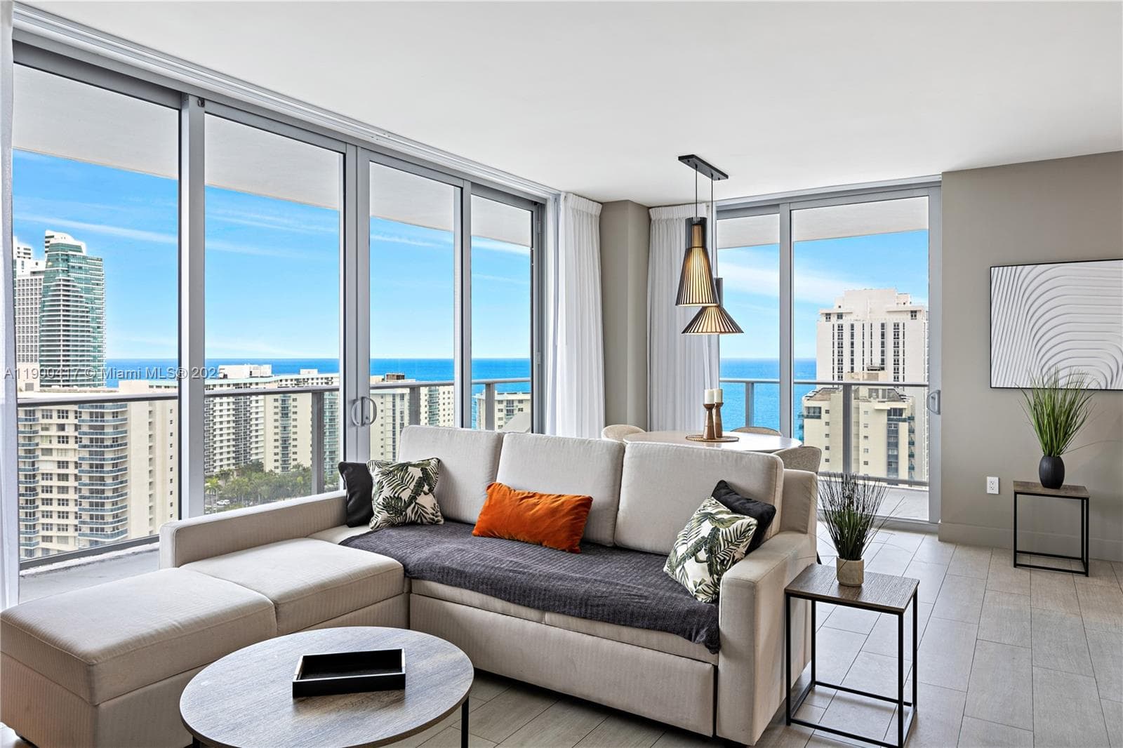 4010 S Ocean Dr R1701 photo 9