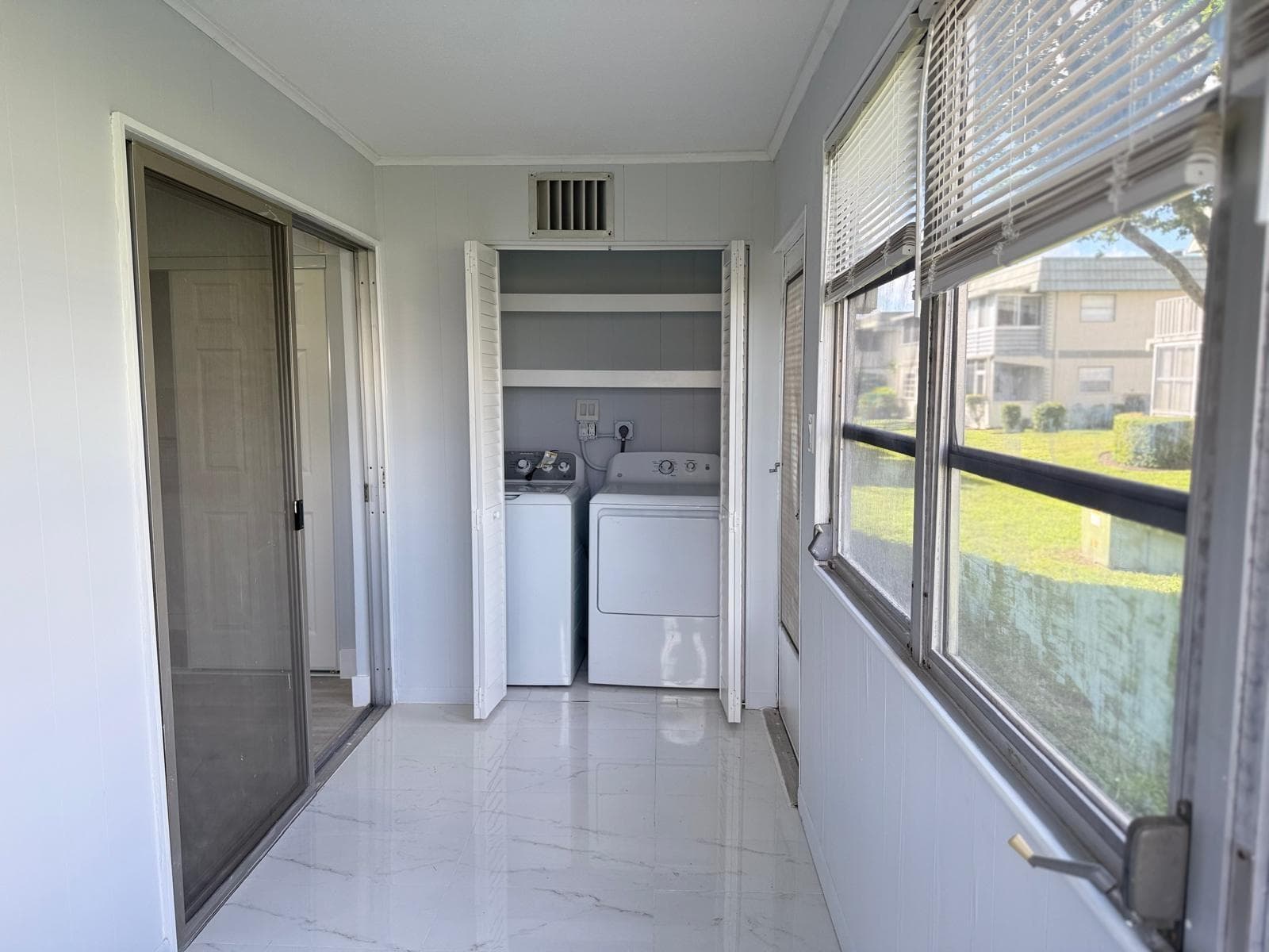 214 Monaco Drive 214 photo 18