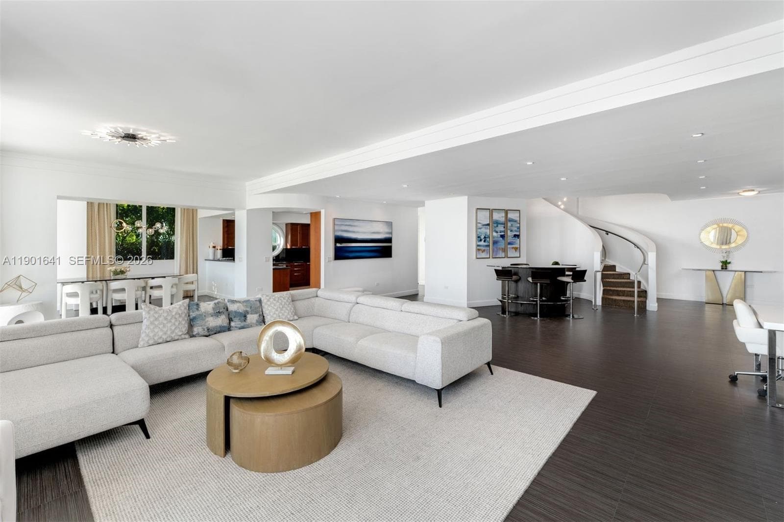 4391 Collins Ave 512 photo 15