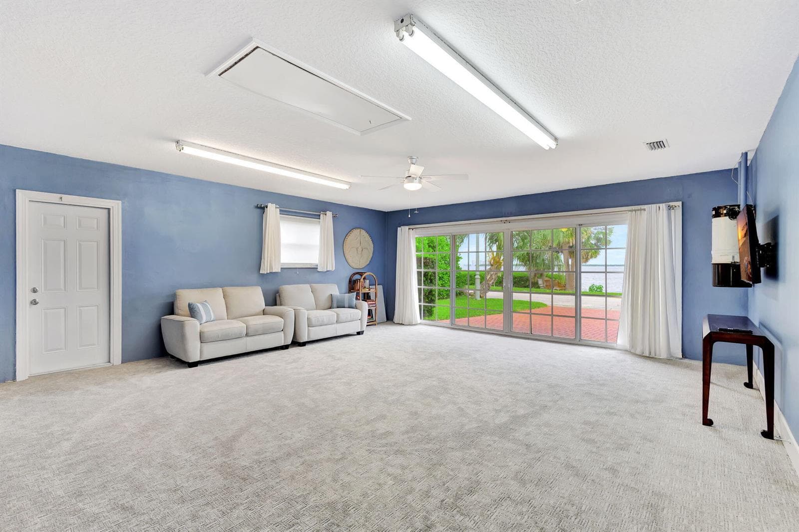 1141 Pine Point Road photo 13