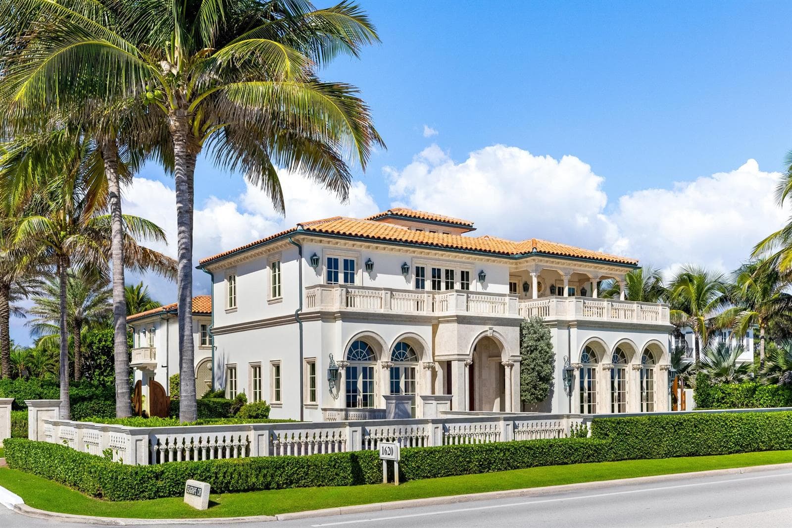 1620 S Ocean Boulevard photo 4