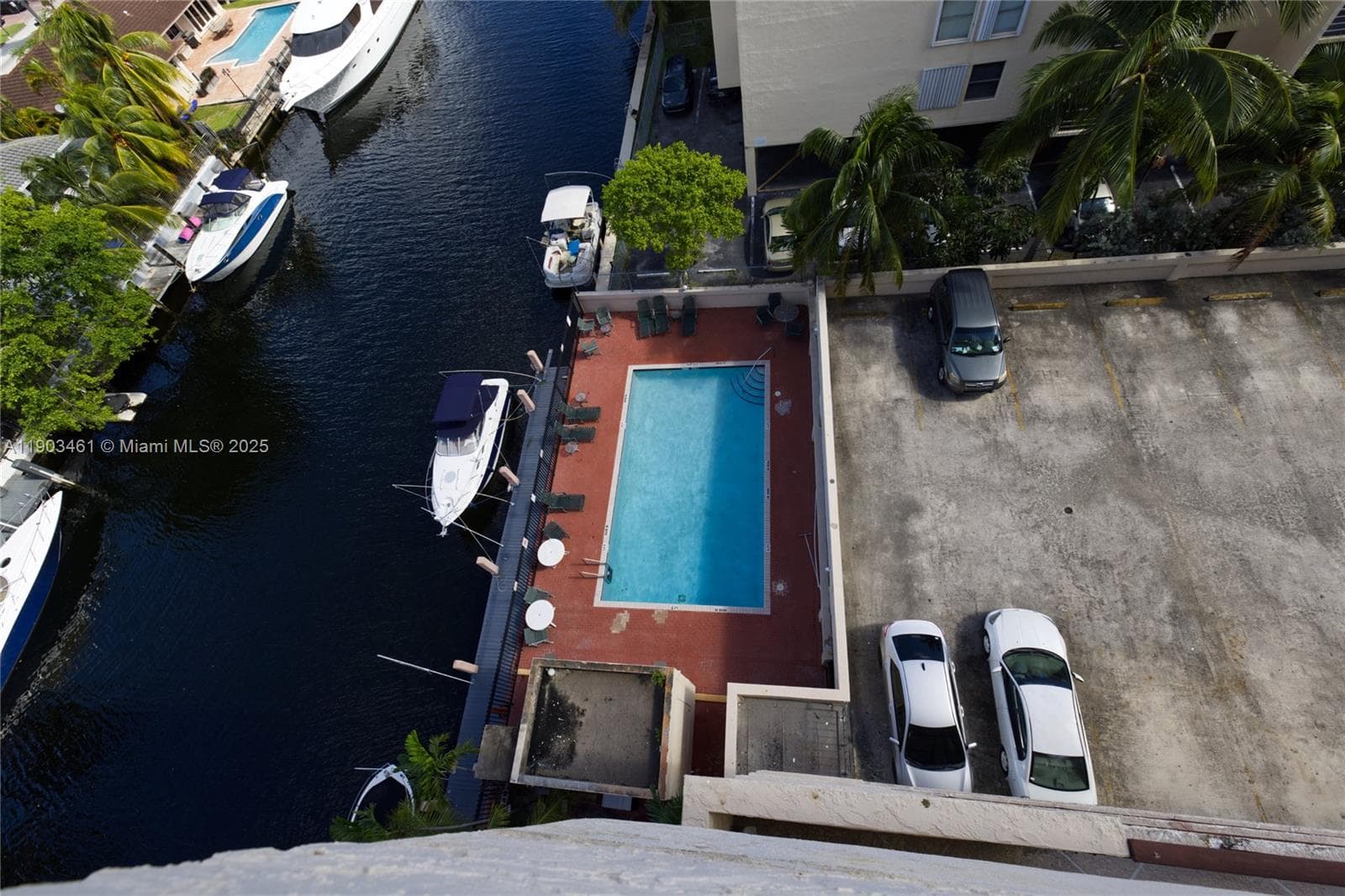 2903 N Miami Beach Blvd 806 photo 1