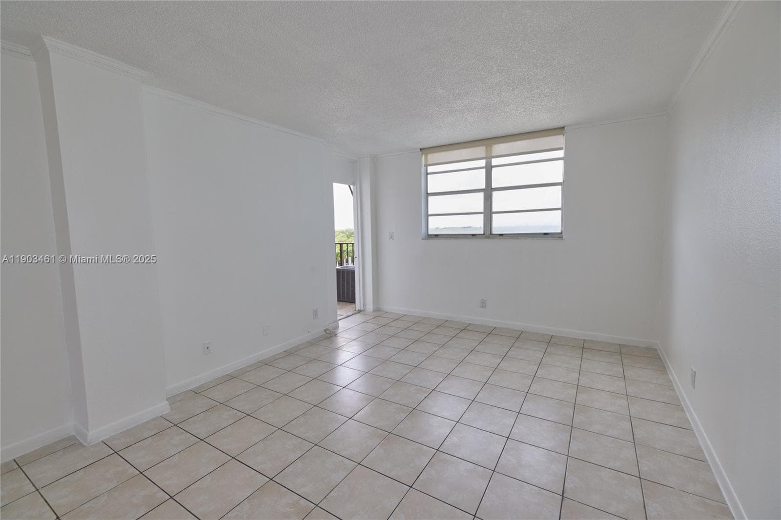 2903 N Miami Beach Blvd 806 photo 11