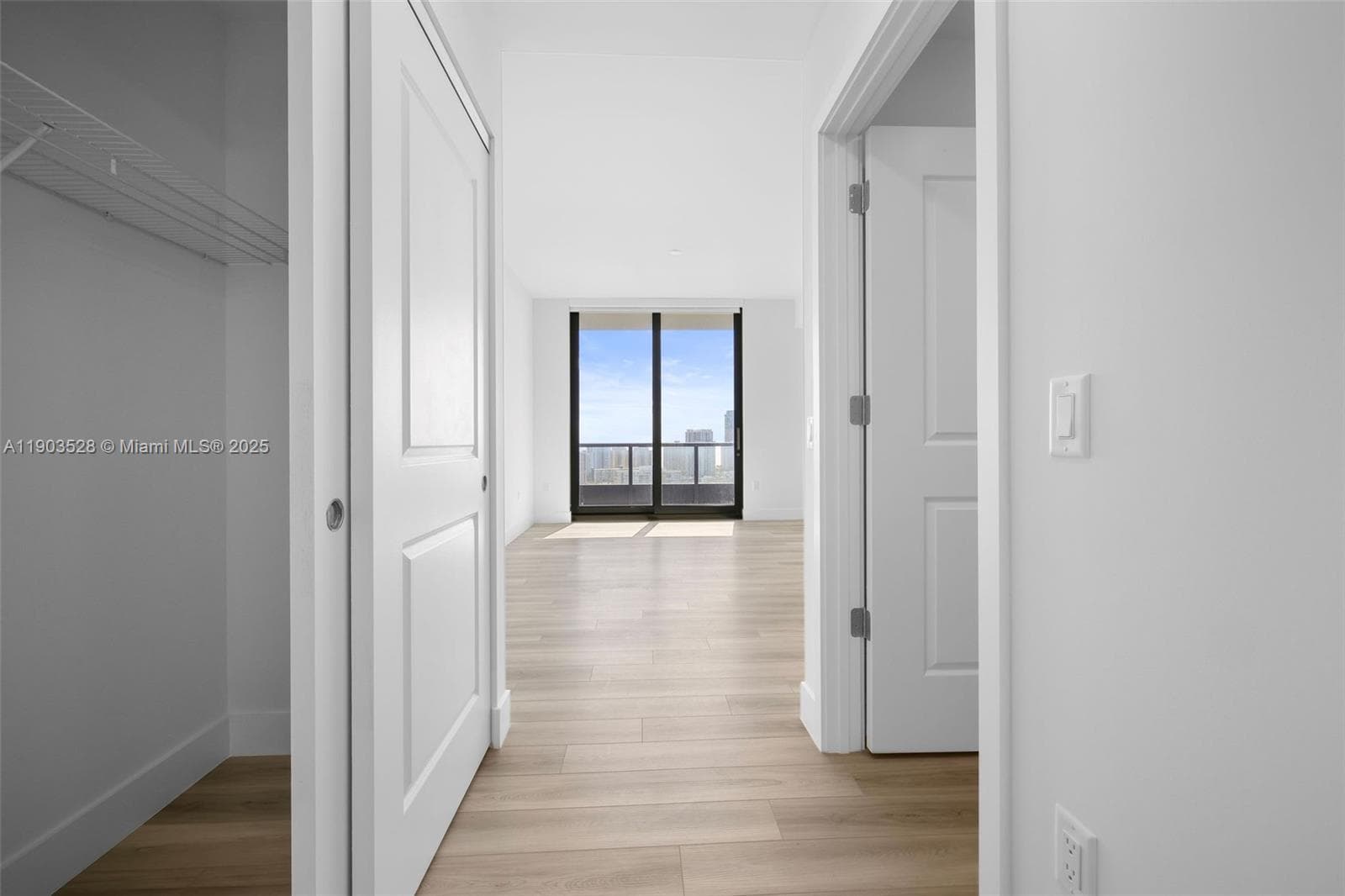 101 Diplomat Pkwy 2306 photo 25
