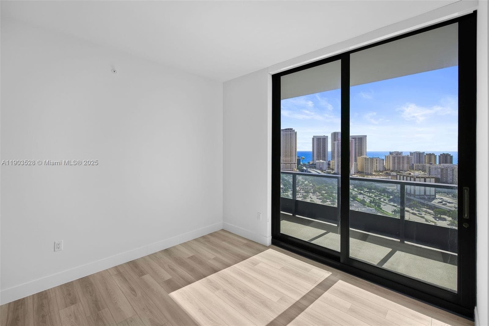 101 Diplomat Pkwy 2306 photo 21