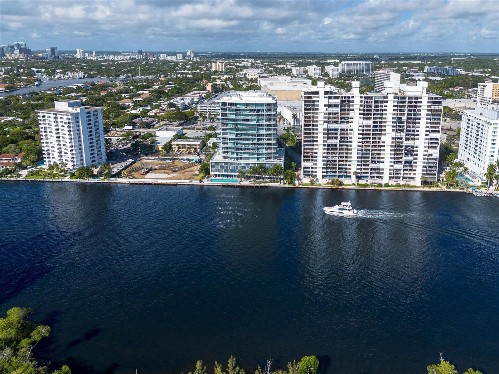 920 Intracoastal Drive 1502 photo 1