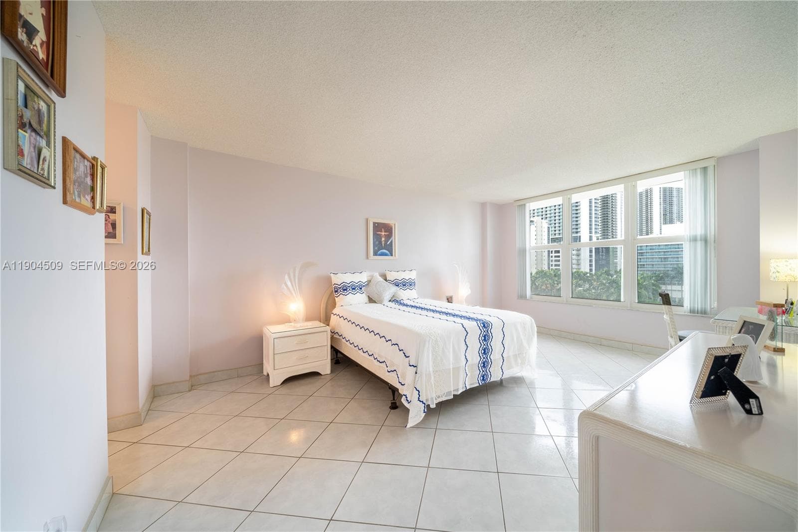 3800 S Ocean Dr 508 (AVAILABLE NOW) photo 7