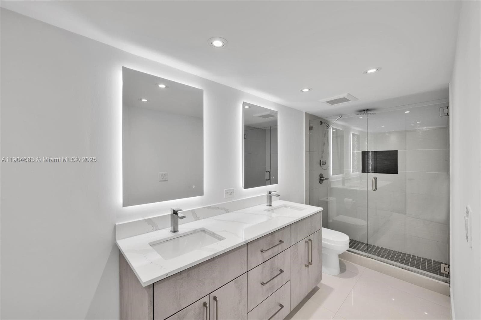 3140 S Ocean Dr 1011 photo 22