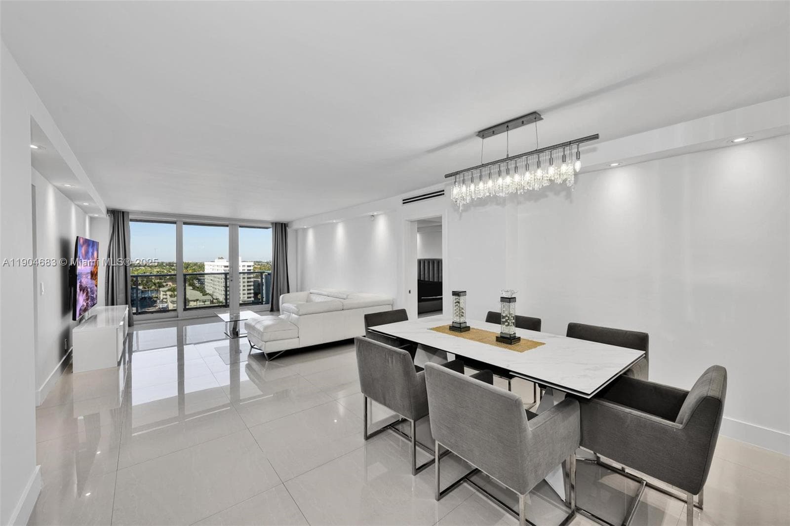 3140 S Ocean Dr 1011 photo 9