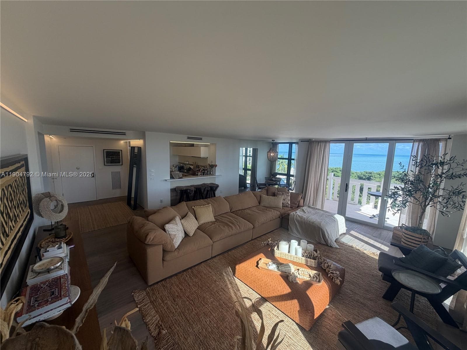 1121 Crandon Blvd D608 photo 4
