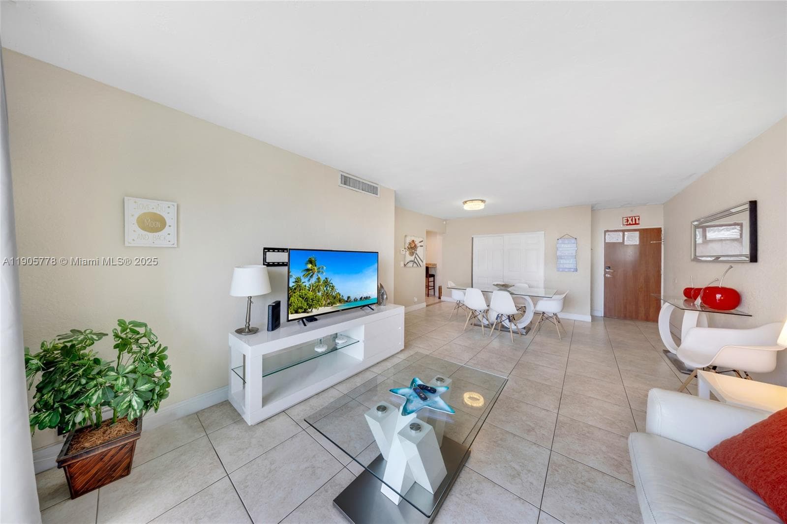 3801 S Ocean Dr 15R photo 6