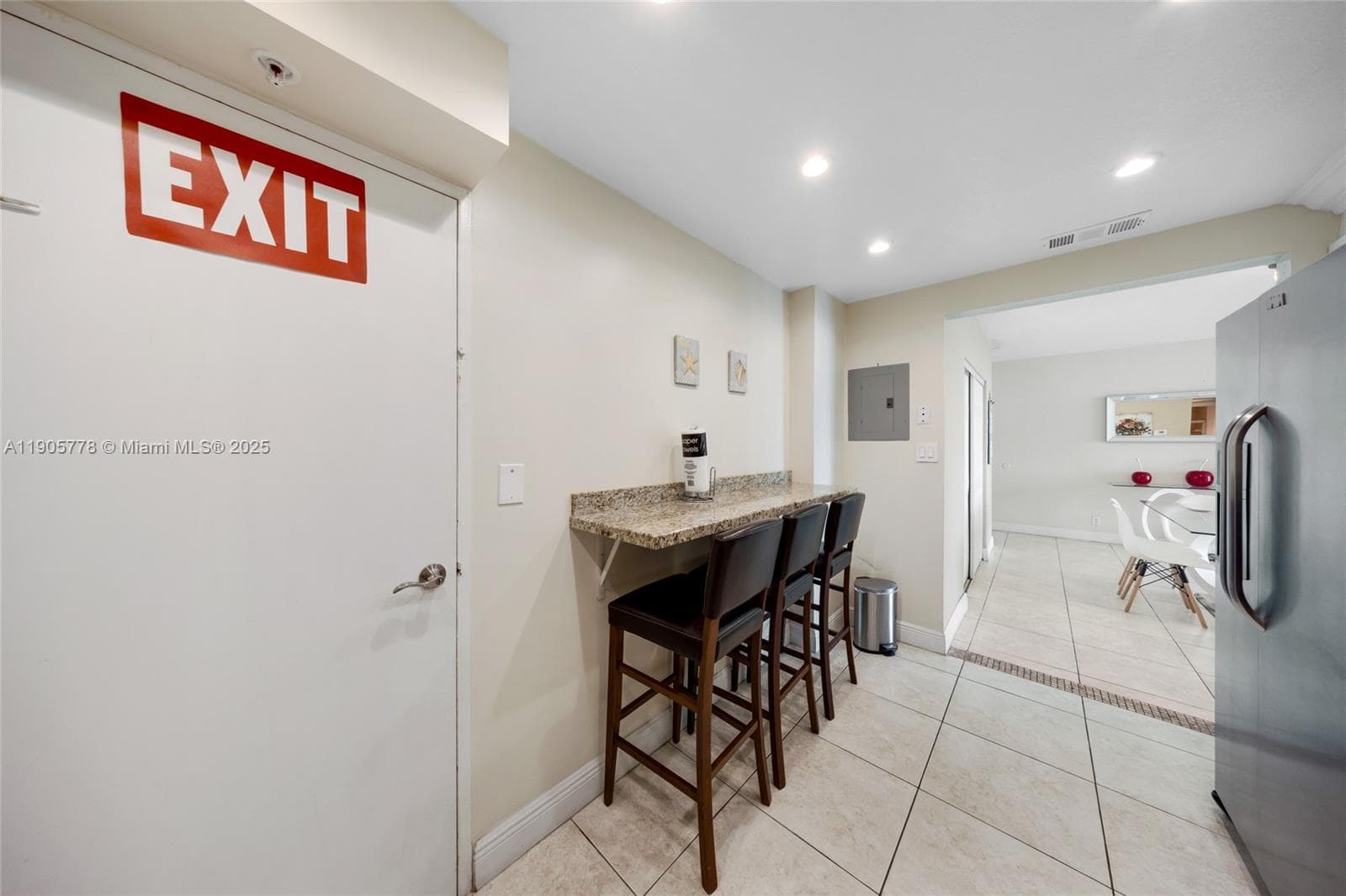 3801 S Ocean Dr 15R photo 12