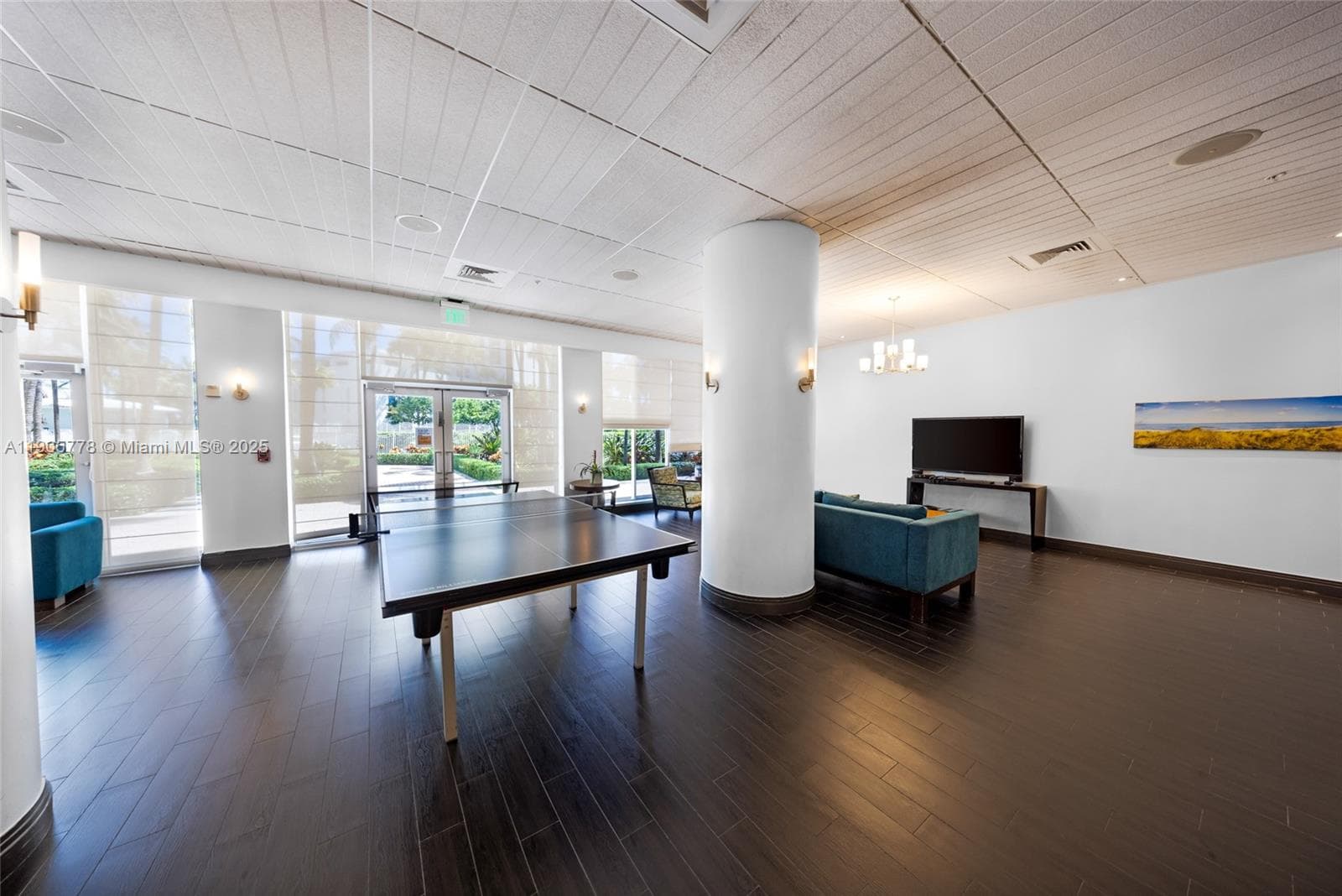 3801 S Ocean Dr 15R photo 25