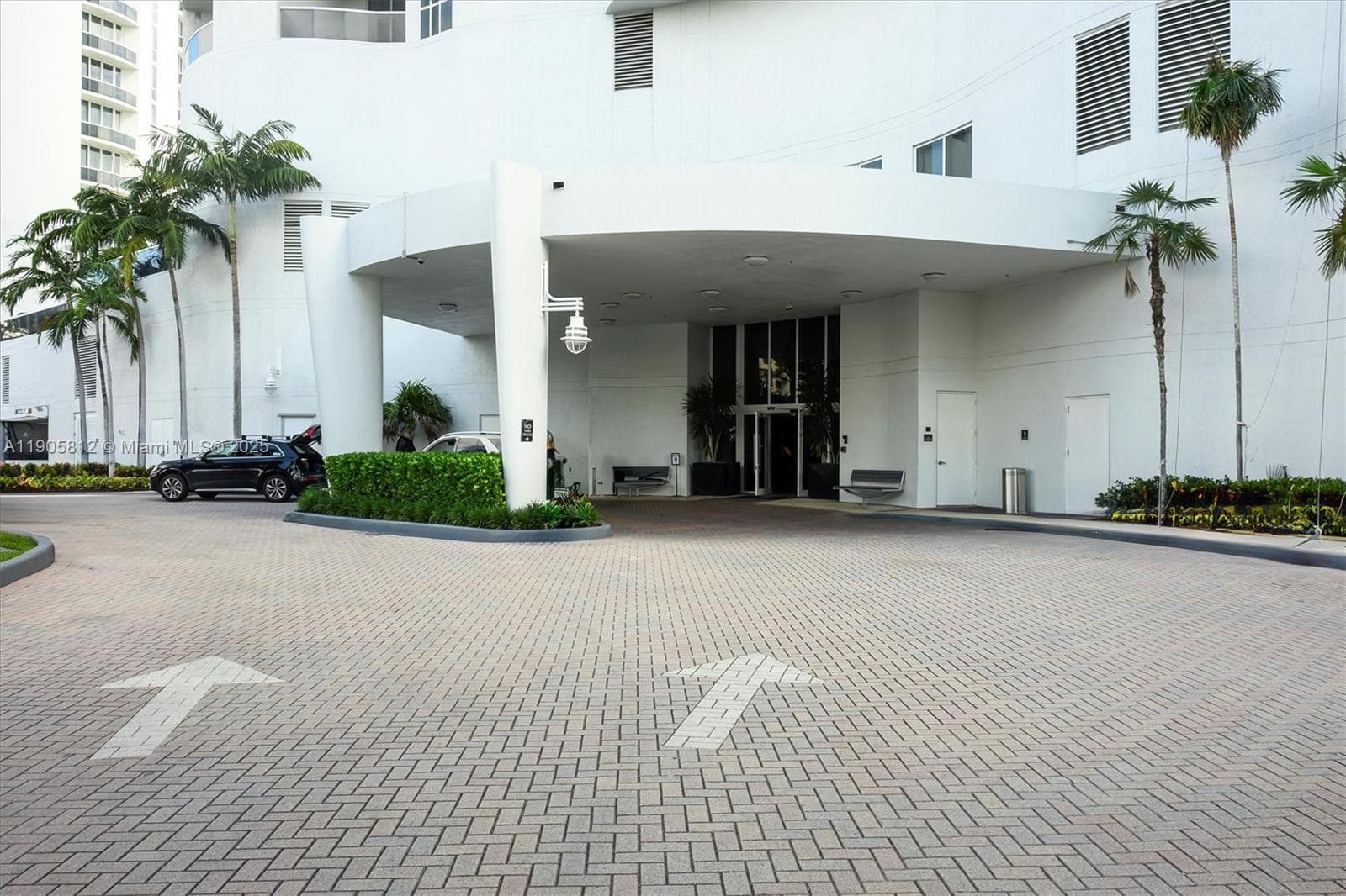 15811 Collins Ave 3405 photo 6