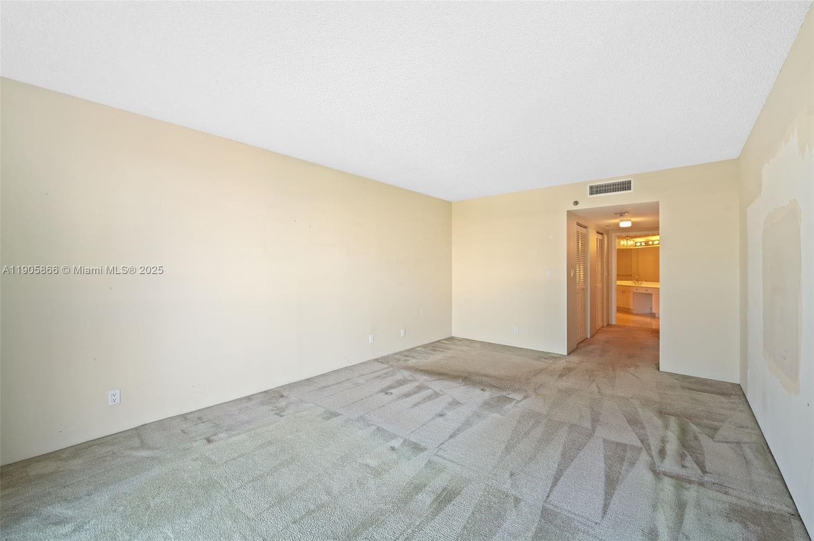 3598 Yacht Club Dr 602 photo 19
