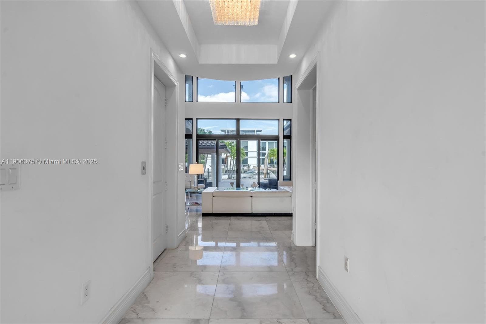 2085 Keystone Blvd photo 6
