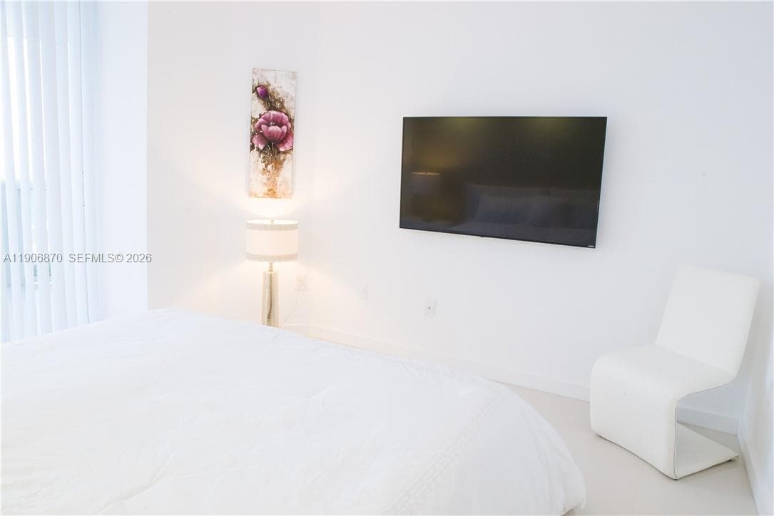 6301 Collins Ave 1402 photo 24