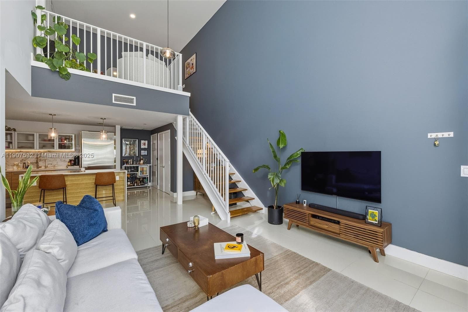 2020 N Bayshore TH103 photo 4