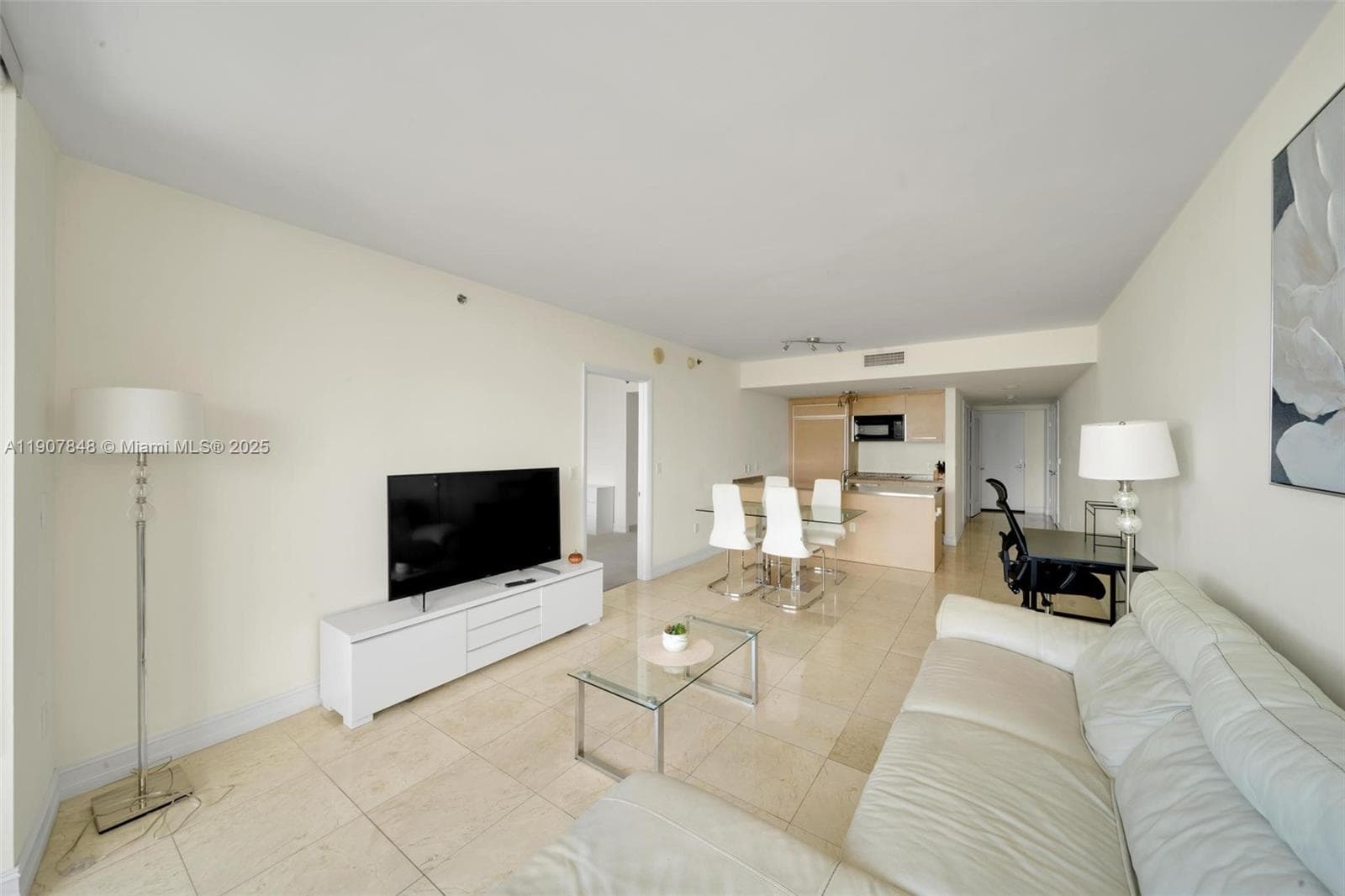1850 S Ocean Dr 1609 photo 3