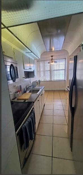 250 174th Street 819 photo 14
