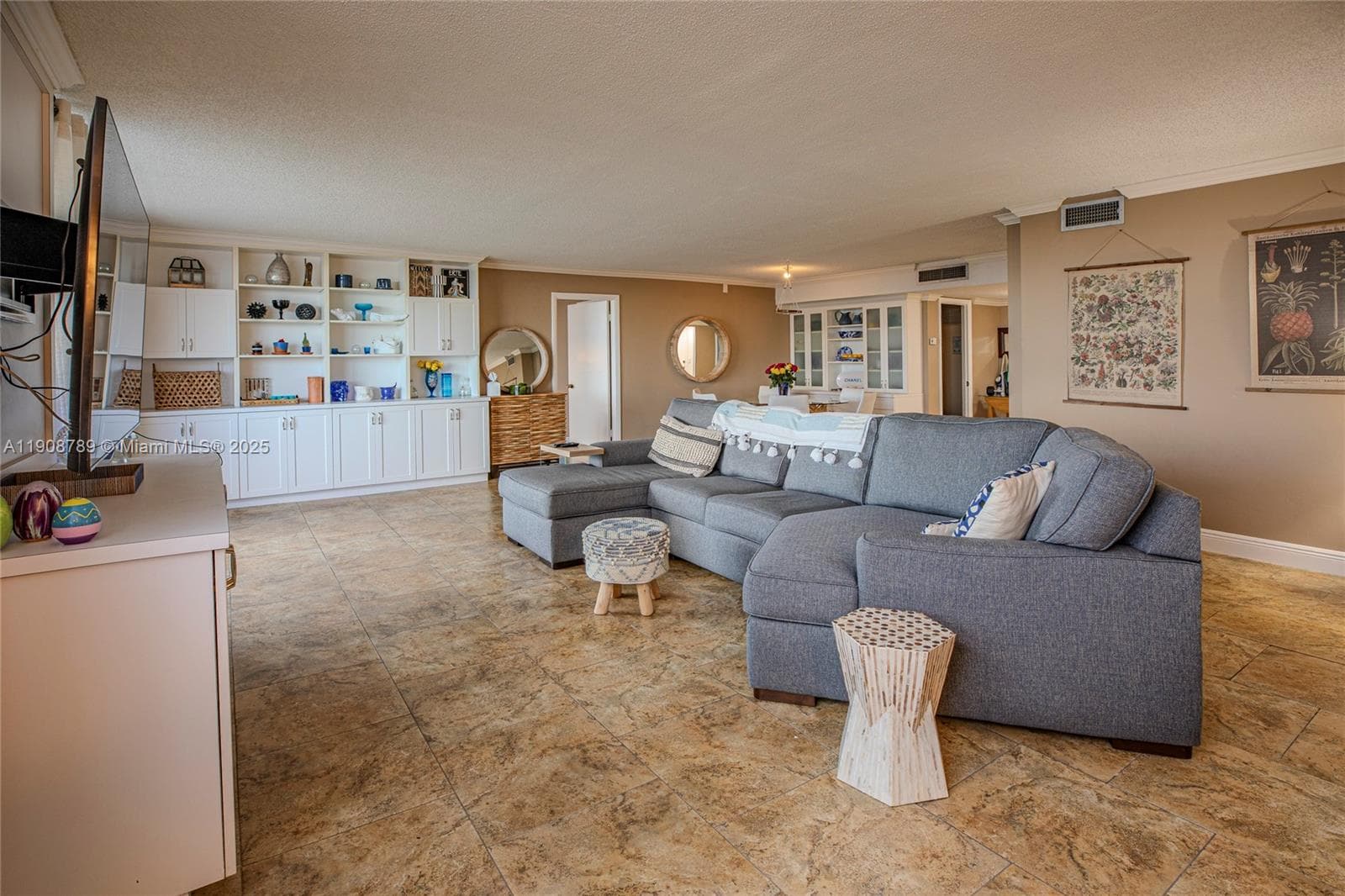 437 Golden Isles Dr 9B-C photo 9