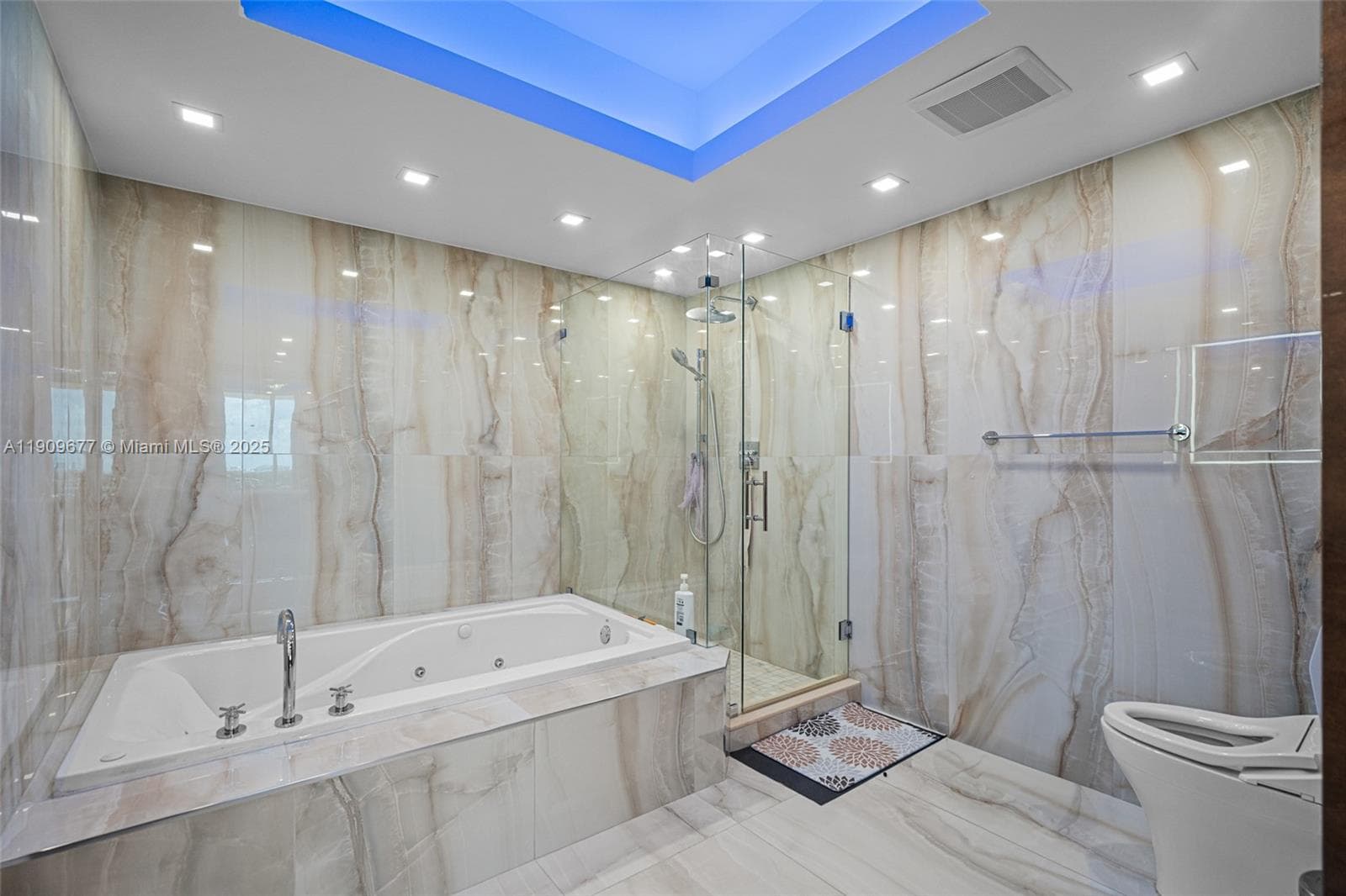 9559 Collins Ave S8-F photo 17