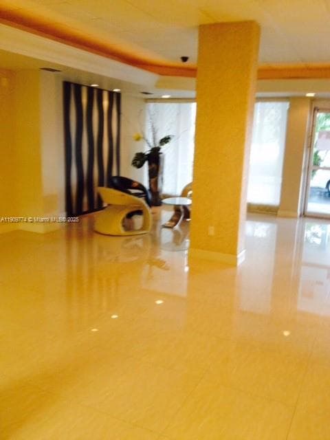 1833 S Ocean Dr 308 photo 4