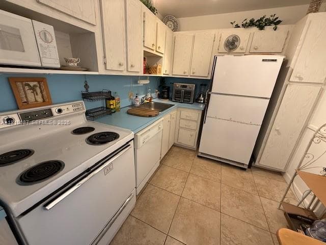 3625 N Country Club Dr 304 photo 10