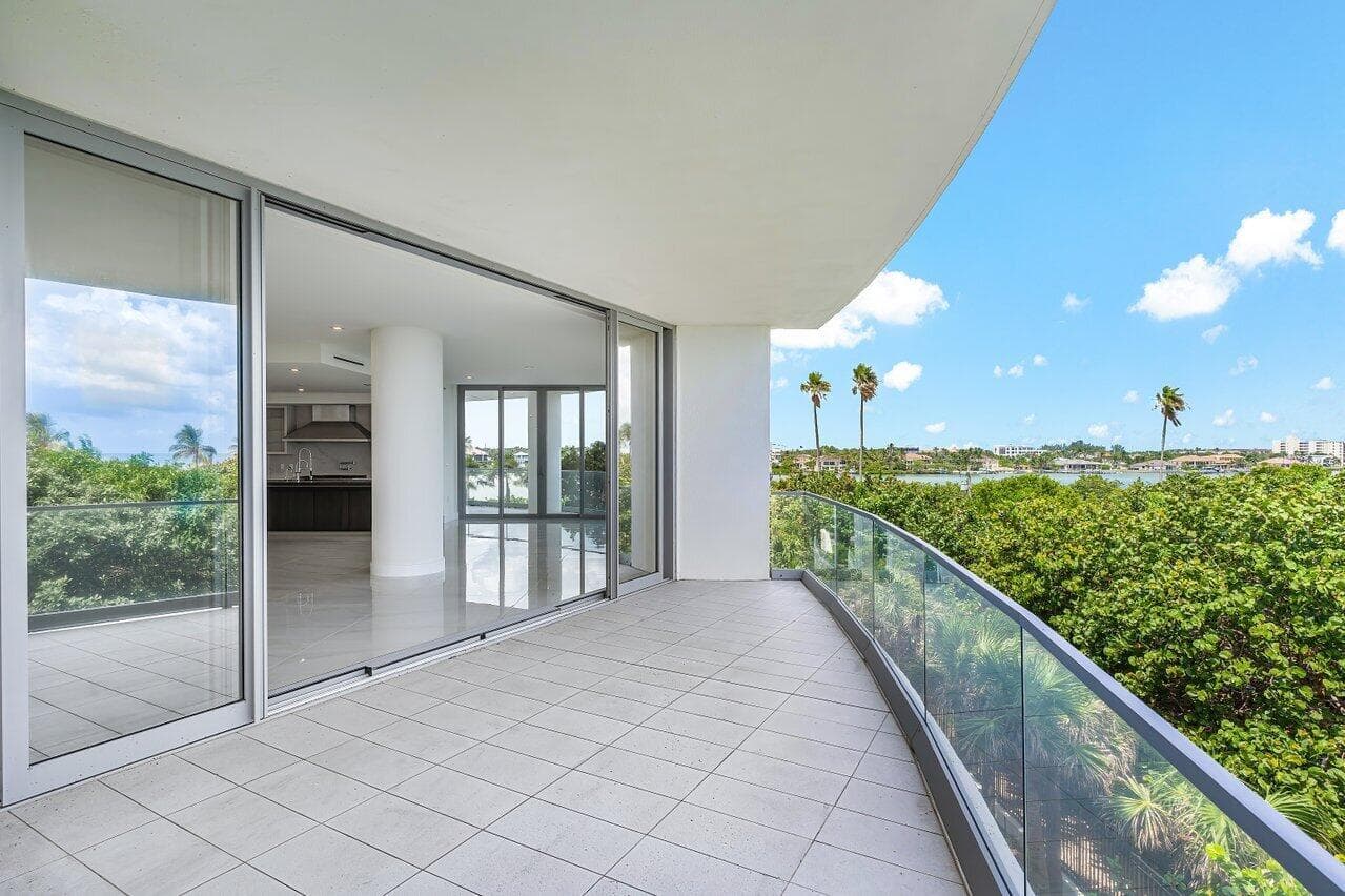 1500 S Beach Road 301 photo 10