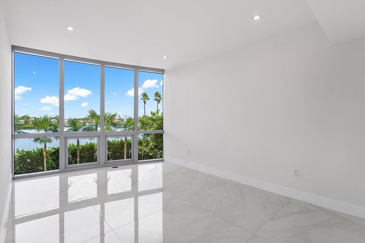 1500 S Beach Road 301 photo 14