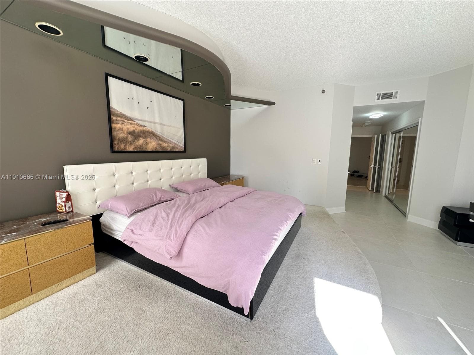 3900 Island Blvd B-303 photo 24