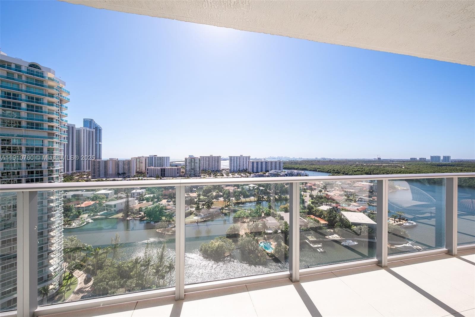330 Sunny Isles Blvd 5-1908 photo 3