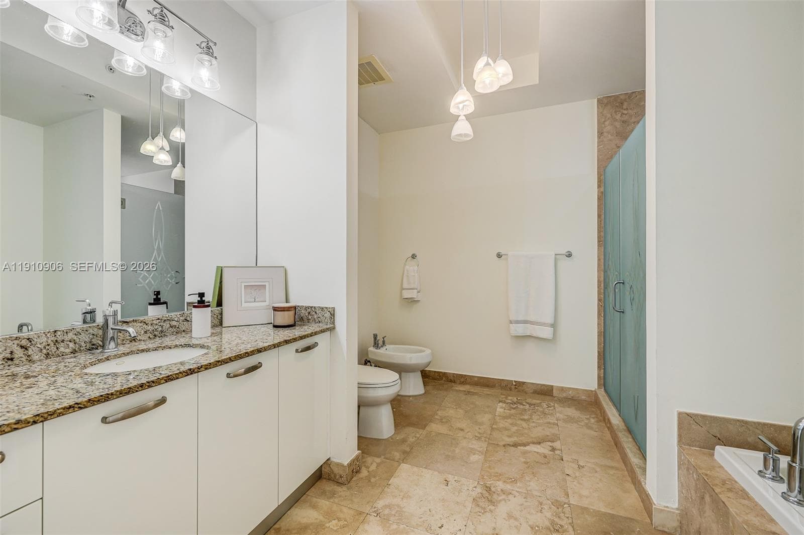 704 N Ocean Blvd 1001 photo 17