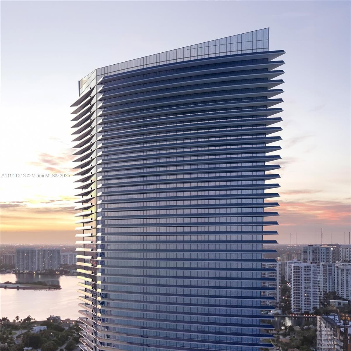 18975 Collins Ave 3104 photo 1