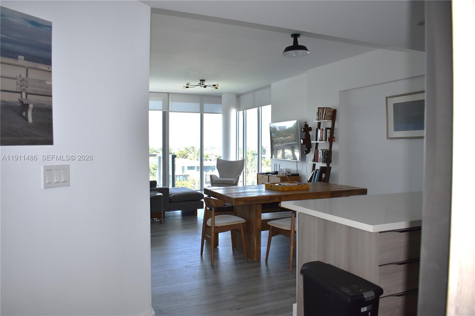 9940 W Bay Harbor Dr 6D-N photo 7