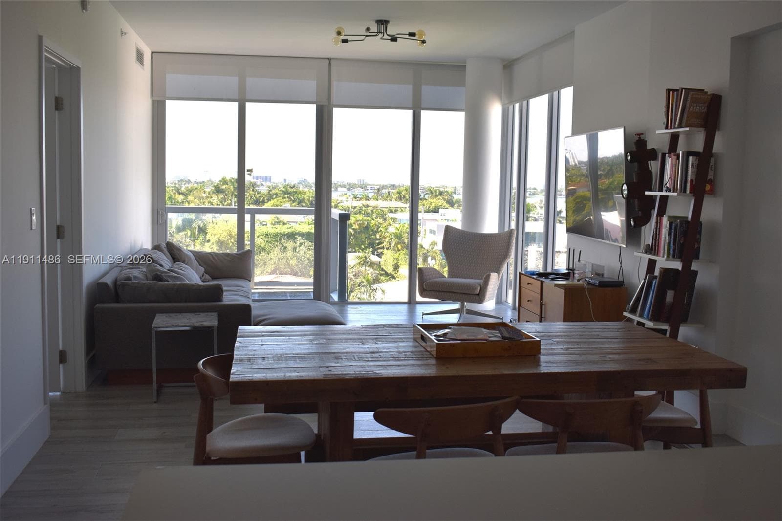 9940 W Bay Harbor Dr 6D-N photo 10