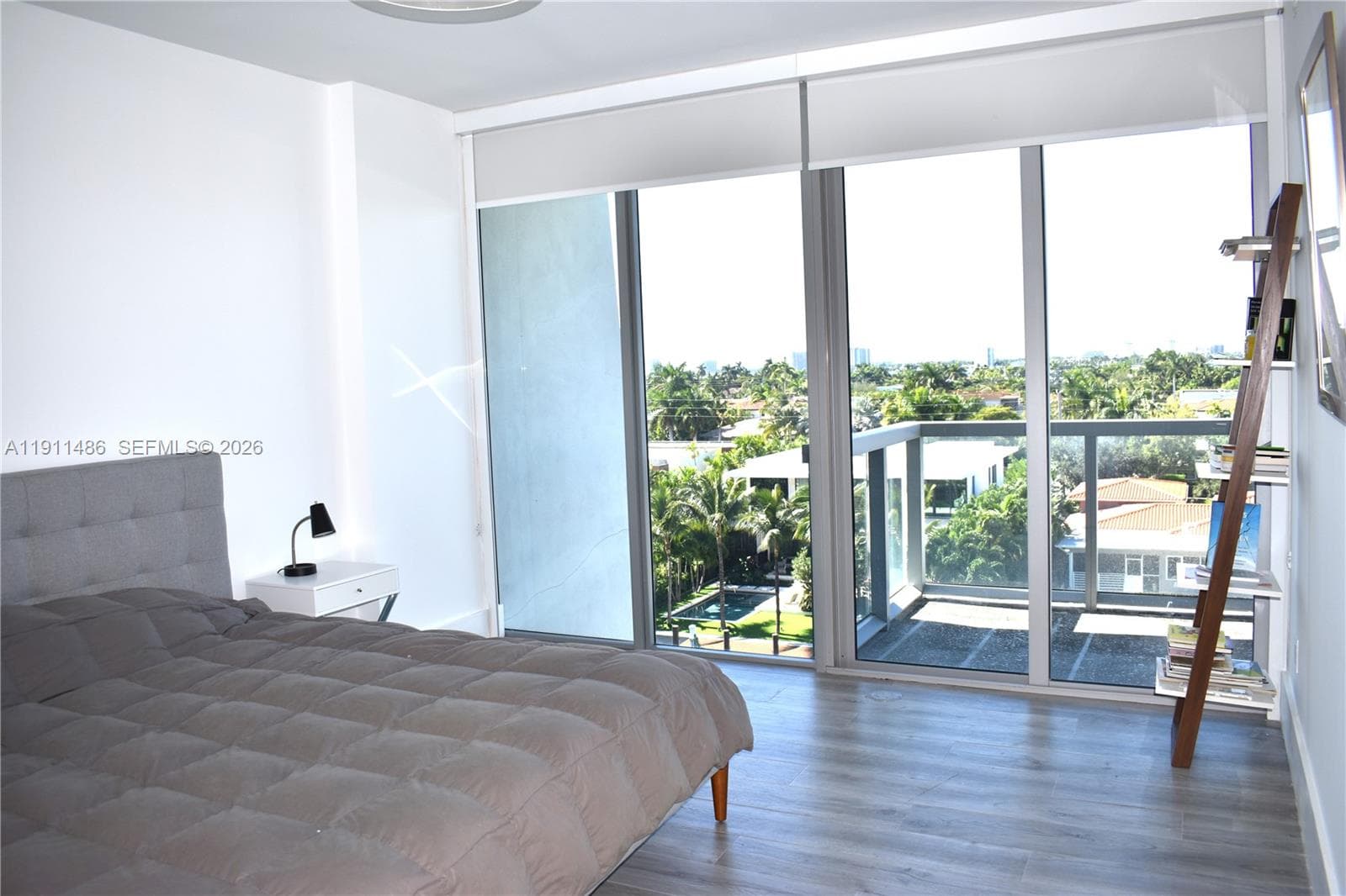 9940 W Bay Harbor Dr 6D-N photo 14