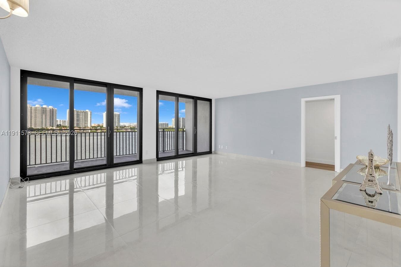 17720 N Bay Rd 803 photo 9