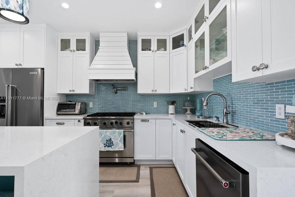 112 Avenue D 1 photo 13