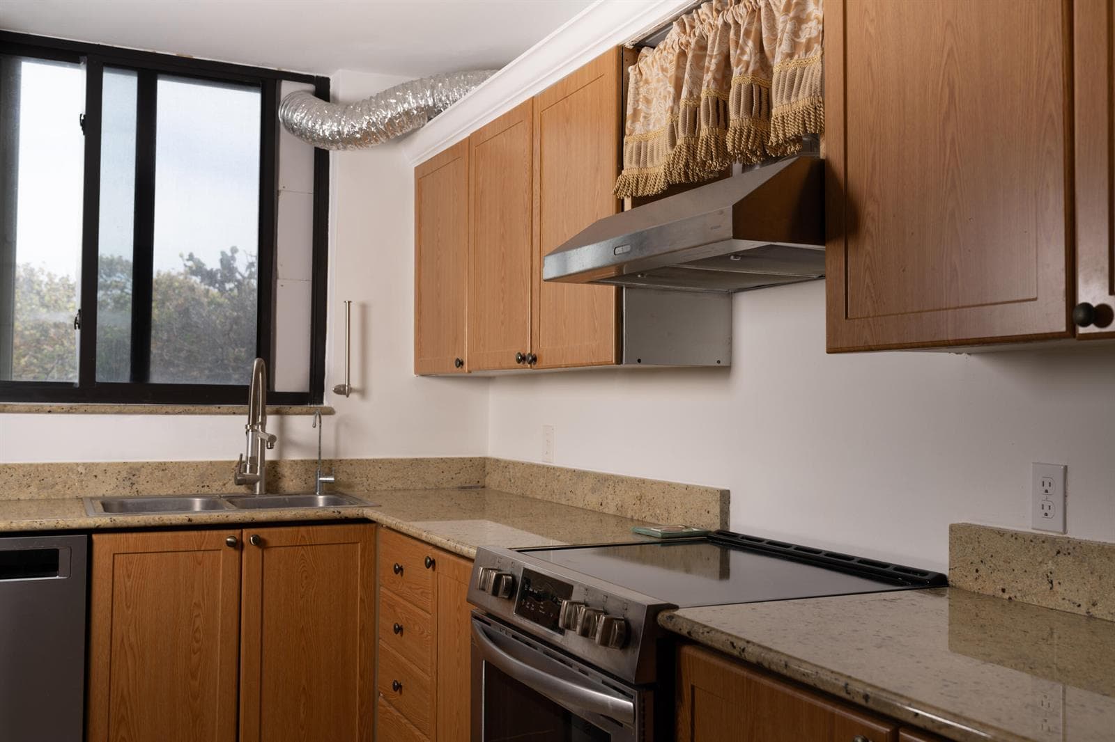 400 Ocean Trail Way 101 photo 9