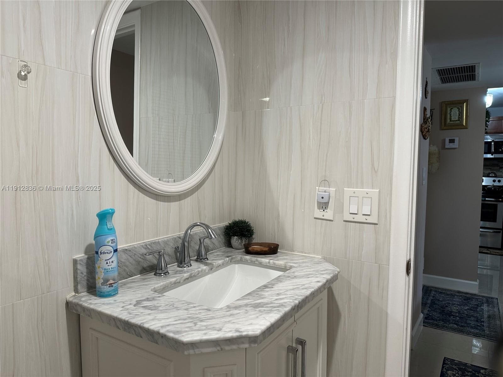 1865 S Ocean Dr 6H photo 12