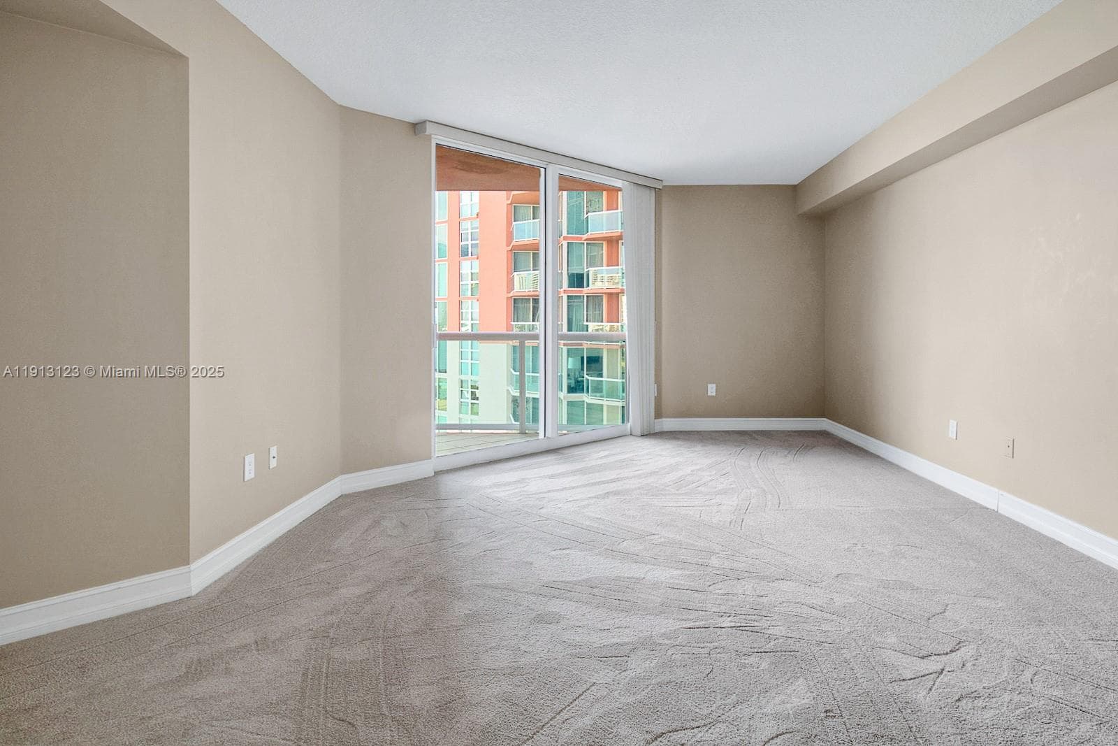 3370 Hidden Bay Dr 804 photo 16
