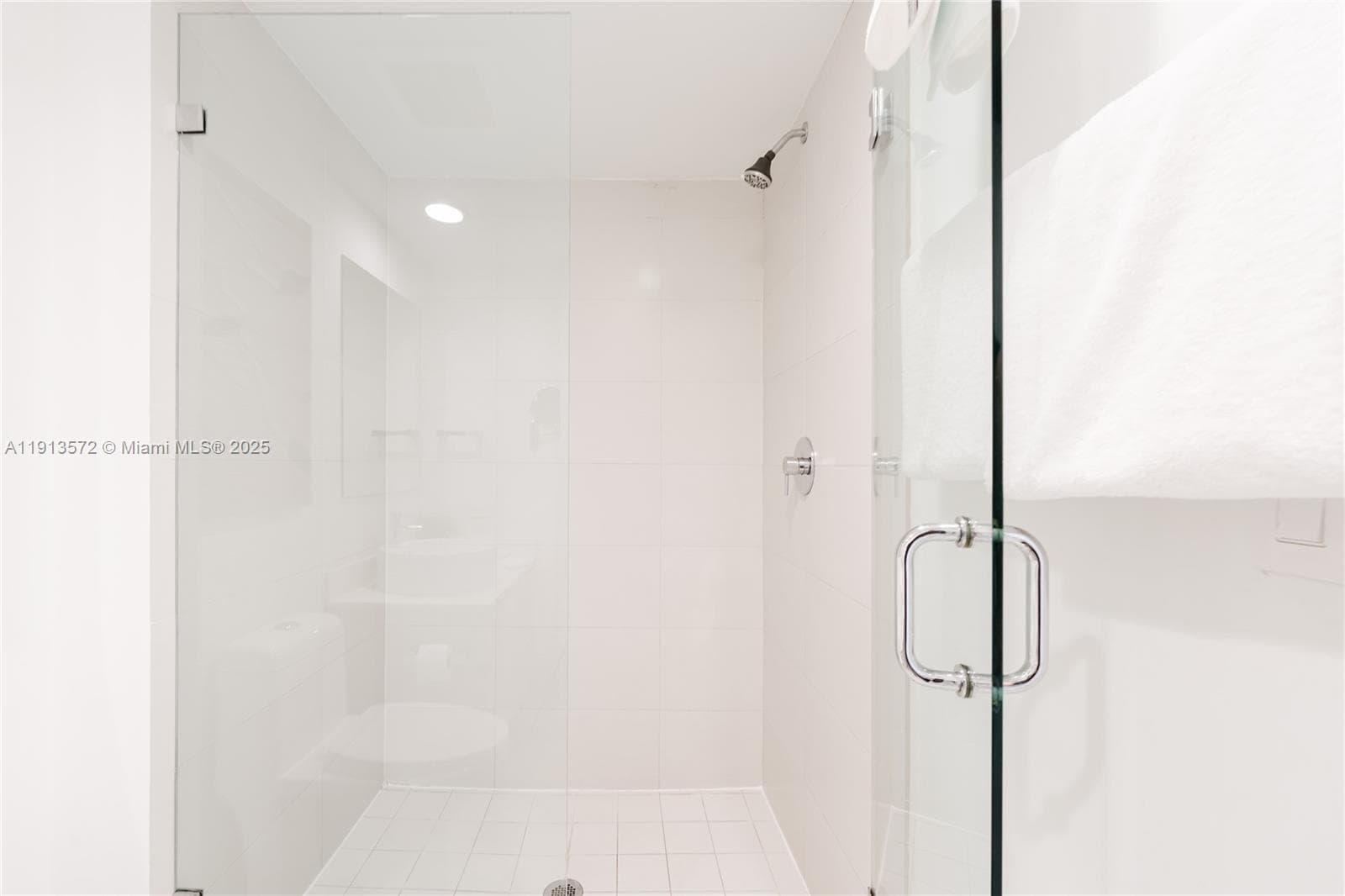 2602 E Hallandale Beach Blvd R1206 photo 20
